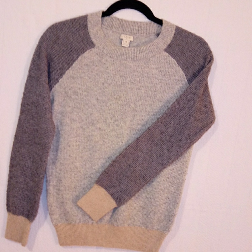J Crew raglan sleeve sweater M